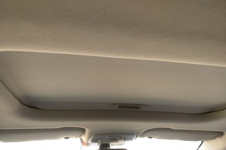 Used Geely Auto Vision X3 2020 1.5L CVT Luxury Model Headliner
