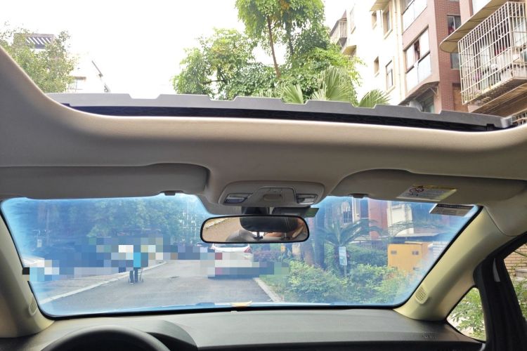 Used Geely Auto Vision X3 2020 1.5L CVT Luxury Model Headliner
