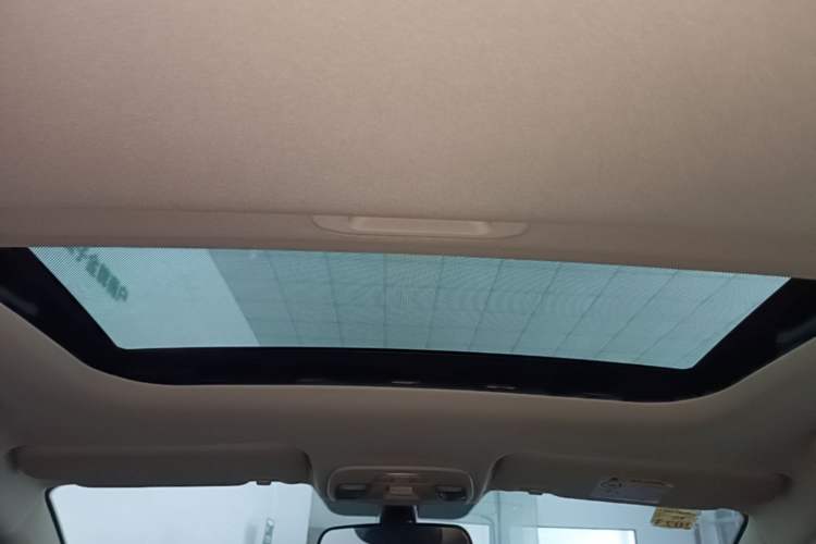 Used Geely Auto Vision X3 2020 1.5L CVT Luxury Model Headliner