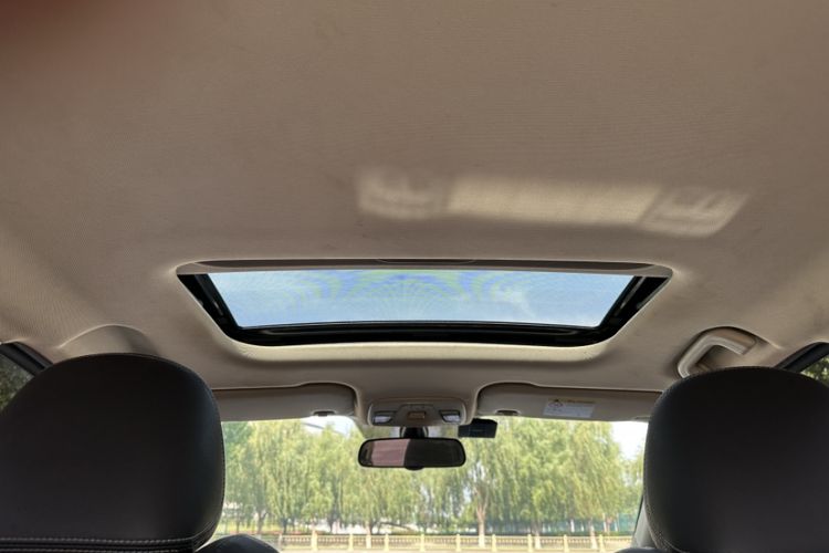 Used Geely Auto Vision X3 2020 1.5L CVT Luxury Model Headliner