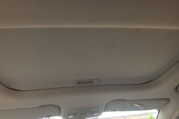 Used Geely Auto Vision X3 2020 1.5L CVT Luxury Model Headliner
