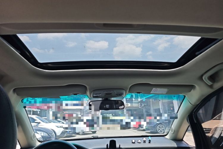 Used Geely Auto Vision X3 2020 1.5L CVT Luxury Model Headliner