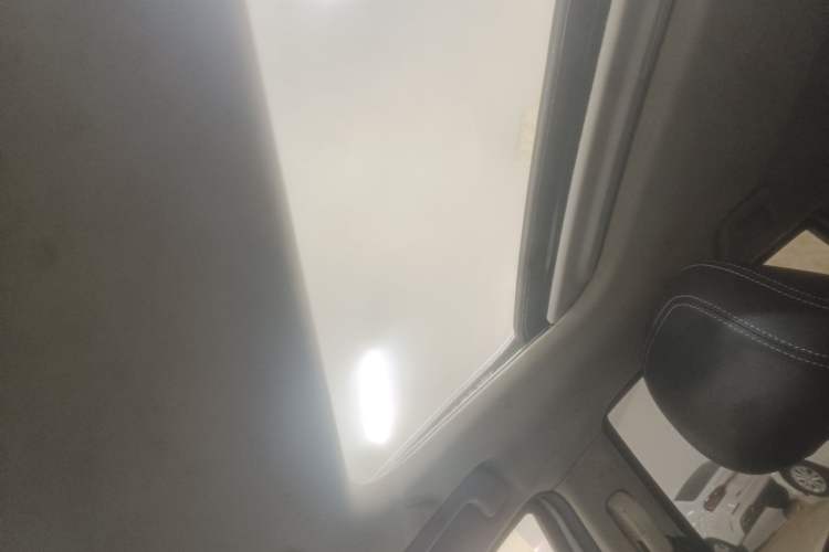 Used Geely Auto Vision X3 2020 1.5L CVT Luxury Model Headliner