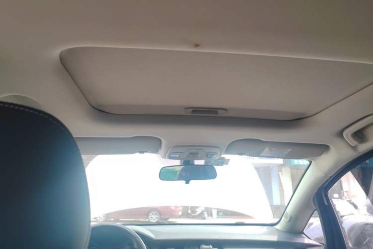 Used Geely Auto Vision X3 2020 1.5L CVT Luxury Model Headliner