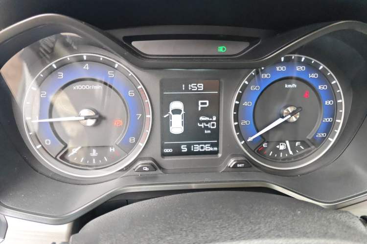 Used Geely Auto Vision X3 2020 1.5L CVT Luxury Model Instrument Cluster