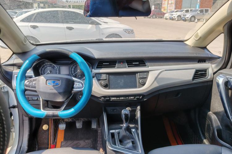 Used Geely Auto Vision X3 2020 1.5L Manual Elite Edition Interior 1