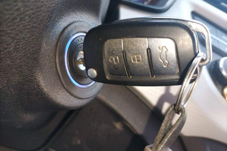 Used Geely Auto Vision X3 2020 1.5L Manual Elite Edition Interior 1