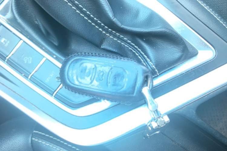 Used Geely Auto Vision X3 2020 1.5L CVT Luxury Model Interior 1