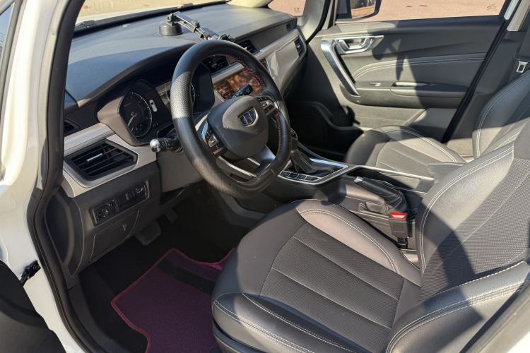 Used Geely Auto Vision X3 2020 1.5L CVT Luxury Model Interior 1