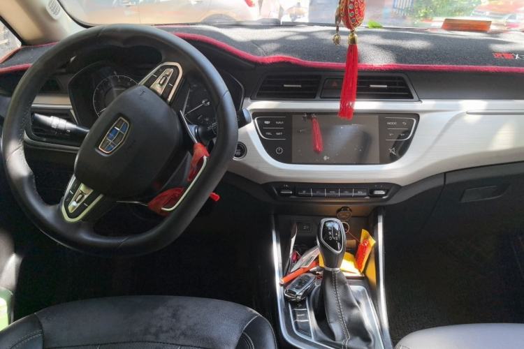 Used Geely Auto Vision X3 2020 1.5L CVT Luxury Model Interior 2