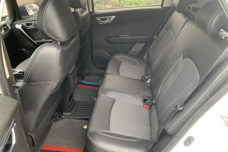 Used Geely Auto Vision X3 2020 1.5L Manual Happiness Edition Interior 3