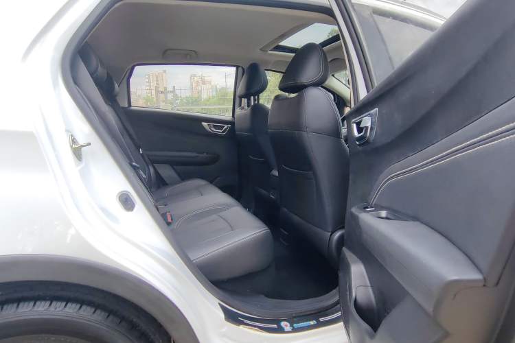 Used Geely Auto Vision X3 2020 1.5L CVT Luxury Model Interior 4