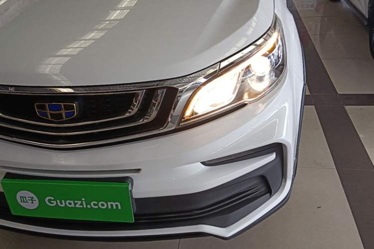 Used Geely Auto Vision X3 2020 1.5L CVT Luxury Model Left Front Headlight