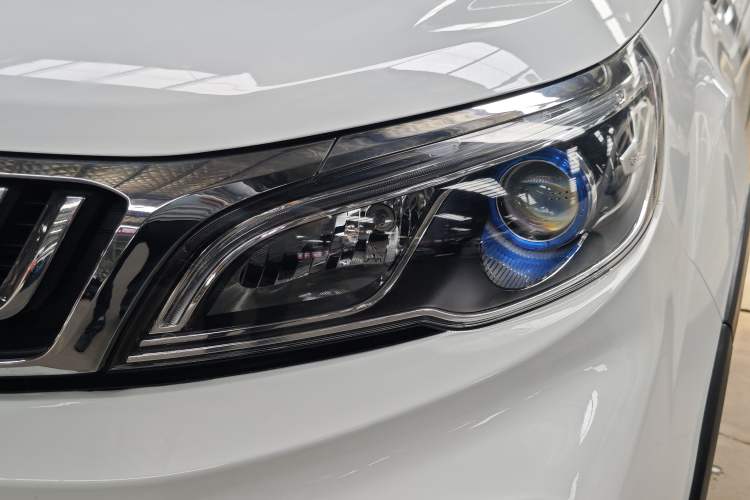 Used Geely Auto Vision X3 2020 1.5L CVT Luxury Model Left Front Headlight