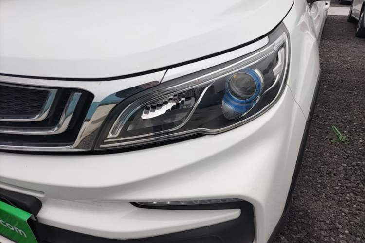 Used Geely Auto Vision X3 2020 1.5L CVT Luxury Model Left Front Headlight