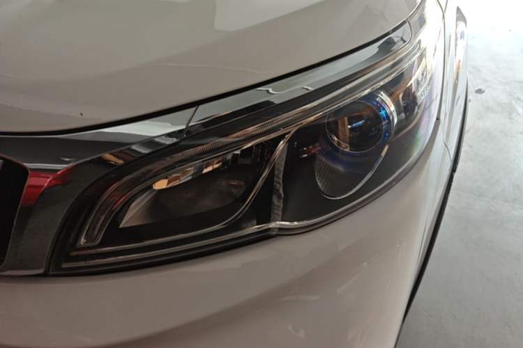 Used Geely Auto Vision X3 2020 1.5L CVT Luxury Model Left Front Headlight