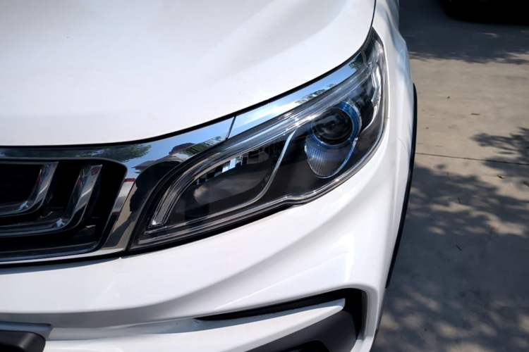 Used Geely Auto Vision X3 2020 1.5L CVT Luxury Model Left Front Headlight