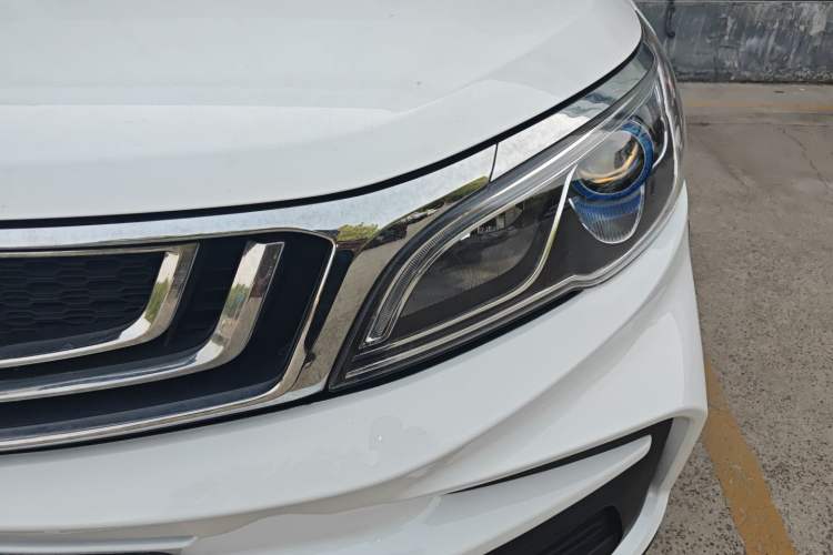 Used Geely Auto Vision X3 2020 1.5L CVT Luxury Model Left Front Headlight