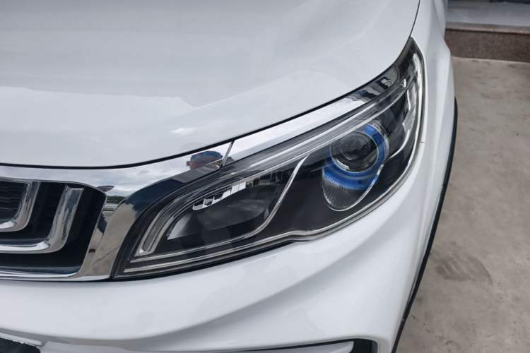Used Geely Auto Vision X3 2020 1.5L CVT Elite Edition Left Front Headlight