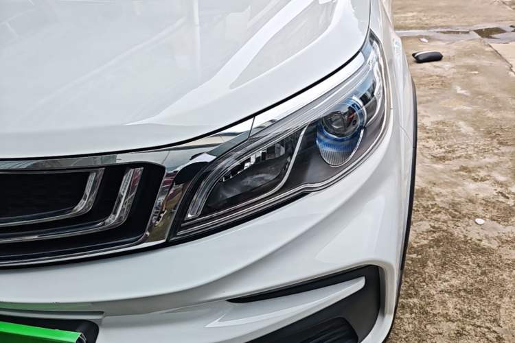 Used Geely Auto Vision X3 2020 1.5L CVT Luxury Model Left Front Headlight
