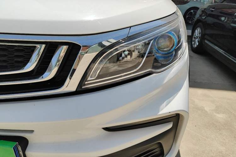 Used Geely Auto Vision X3 2020 1.5L CVT Luxury Model Left Front Headlight