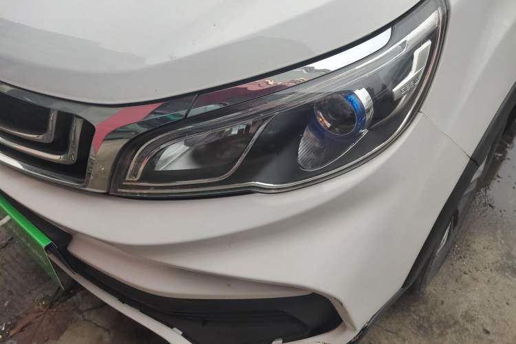 Used Geely Auto Vision X3 2020 1.5L CVT Elite Edition Left Front Headlight