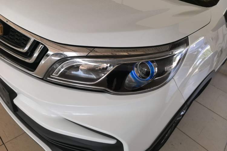 Used Geely Auto Vision X3 2020 1.5L Manual Elite Edition Left Front Headlight