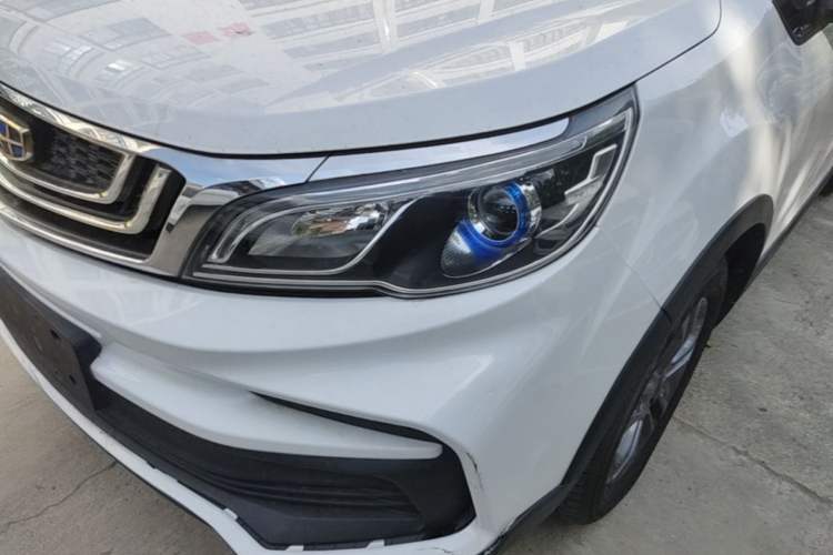 Used Geely Auto Vision X3 2020 1.5L CVT Elite Edition Left Front Headlight