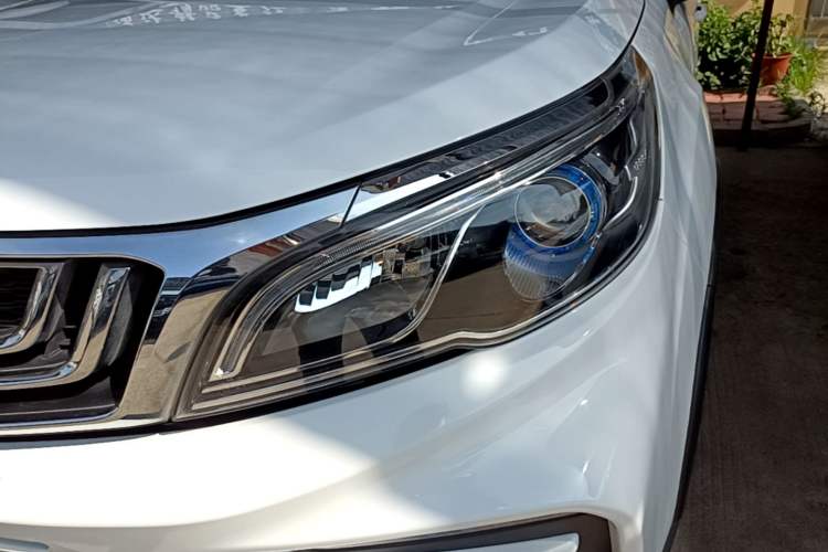Used Geely Auto Vision X3 2020 1.5L Manual Elite Edition Left Front Headlight