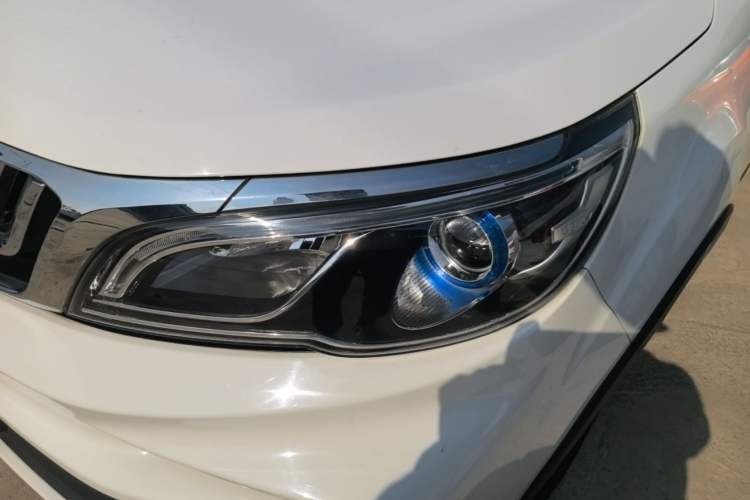 Used Geely Auto Vision X3 2020 1.5L CVT Luxury Model Left Front Headlight