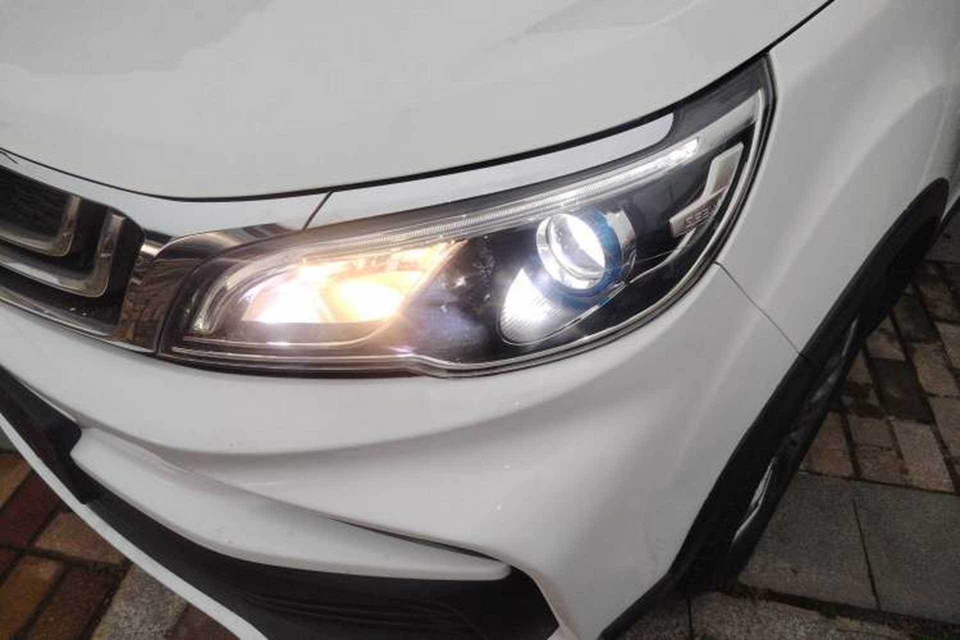 Used Geely Auto Vision X3 2020 1.5L CVT Elite Edition Left Front Headlight