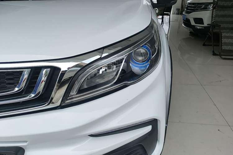 Used Geely Auto Vision X3 2020 1.5L Manual Elite Edition Left Front Headlight