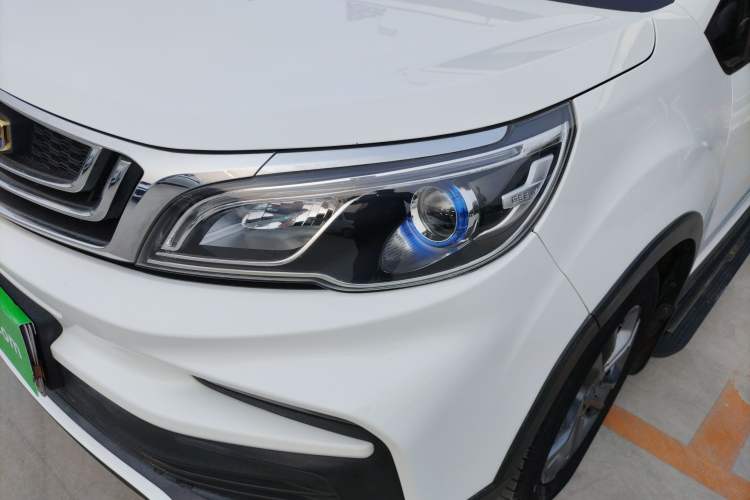 Used Geely Auto Vision X3 2020 1.5L CVT Luxury Model Left Front Headlight