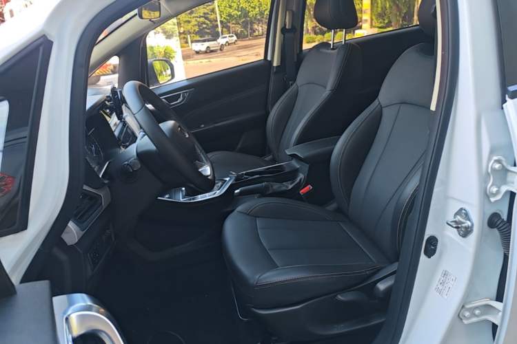 Used Geely Auto Vision X3 2020 1.5L CVT Luxury Model Left Front Seat