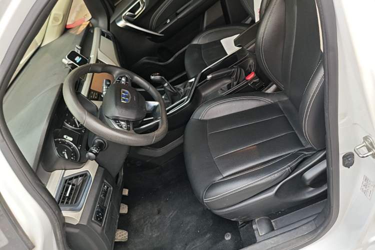 Used Geely Auto Vision X3 2020 1.5L Manual Elite Edition Left Front Seat