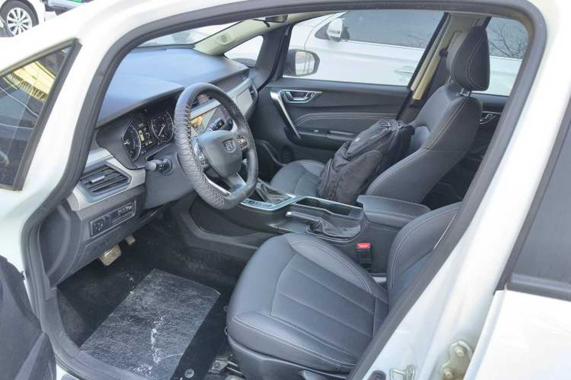 Used Geely Auto Vision X3 2020 1.5L CVT Luxury Model Left Front Seat