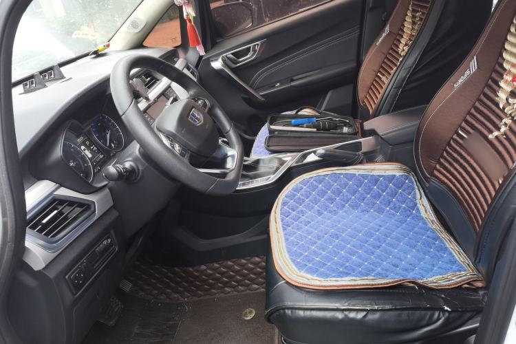 Used Geely Auto Vision X3 2020 1.5L CVT Elite Edition Left Front Seat