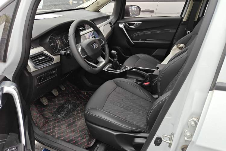 Used Geely Auto Vision X3 2020 1.5L Manual Happiness Edition Left Front Seat