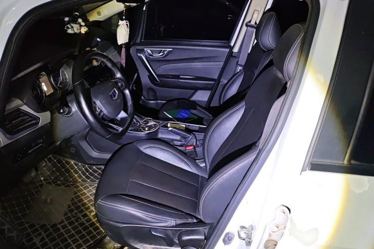 Used Geely Auto Vision X3 2020 1.5L CVT Luxury Model Left Front Seat
