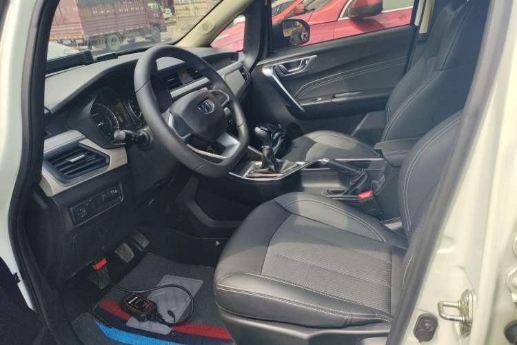 Used Geely Auto Vision X3 2020 1.5L Manual Happiness Edition Left Front Seat