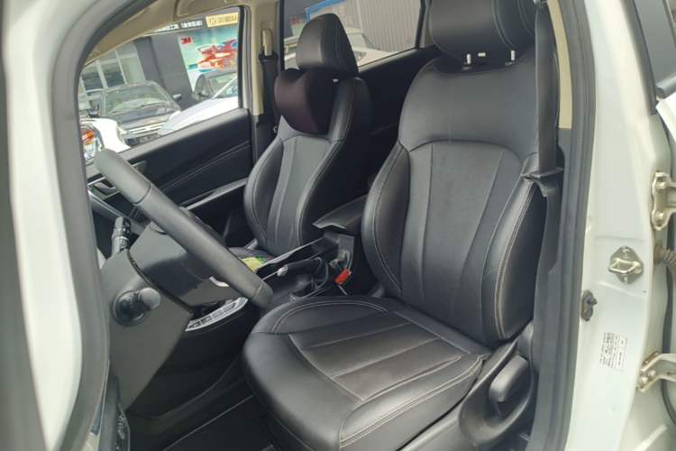 Used Geely Auto Vision X3 2020 1.5L CVT Elite Edition Left Front Seat