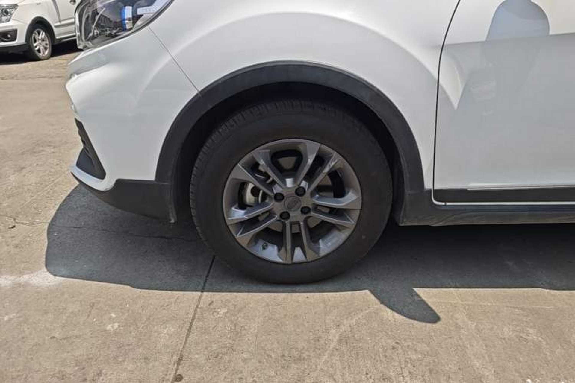 Used Geely Auto Vision X3 2020 1.5L CVT Luxury Model Left Front Wheel Hub