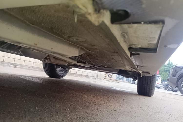 Used Geely Auto Vision X3 2020 1.5L CVT Luxury Model Left Side Sill