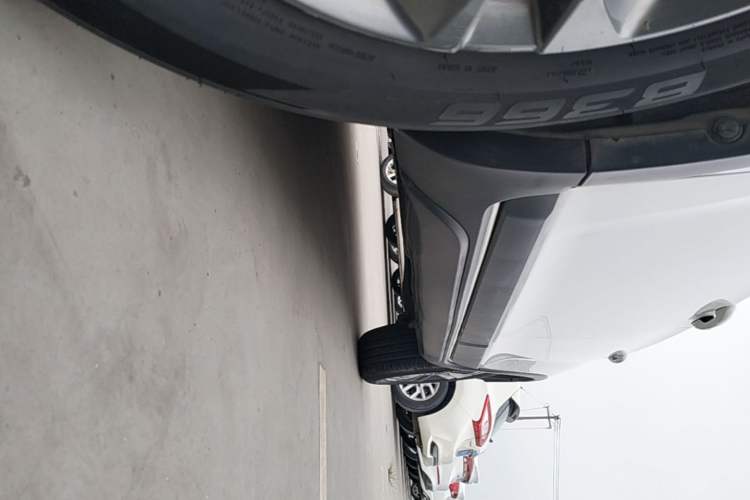 Used Geely Auto Vision X3 2020 1.5L CVT Elite Edition Left Side Sill