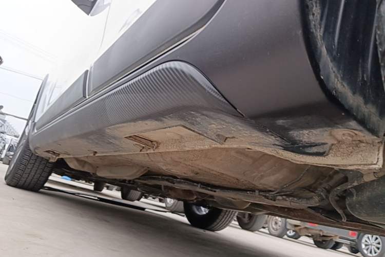 Used Geely Auto Vision X3 2020 1.5L CVT Luxury Model Left Side Sill