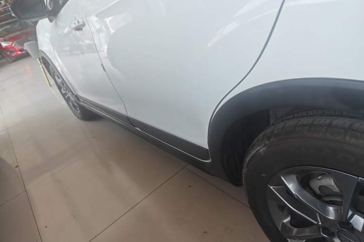 Used Geely Auto Vision X3 2020 1.5L CVT Luxury Model Left Side Sill