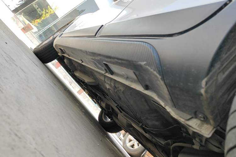 Used Geely Auto Vision X3 2020 1.5L CVT Luxury Model Left Side Sill