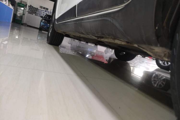 Used Geely Auto Vision X3 2020 1.5L Manual Elite Edition Left Side Sill