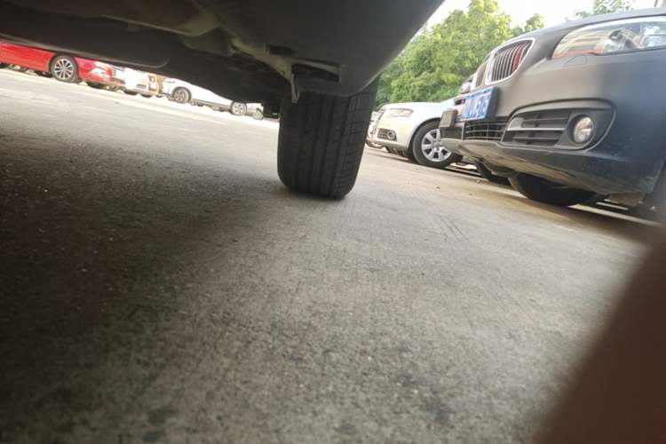 Used Geely Auto Vision X3 2020 1.5L CVT Elite Edition Left Side Sill
