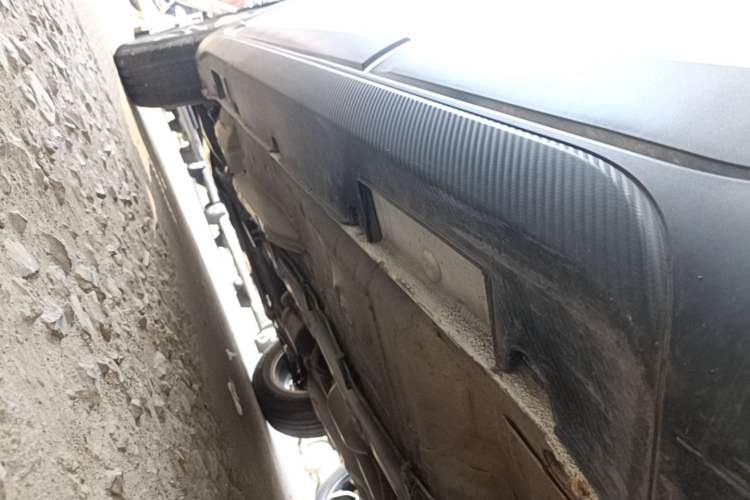 Used Geely Auto Vision X3 2020 1.5L Manual Elite Edition Left Side Sill